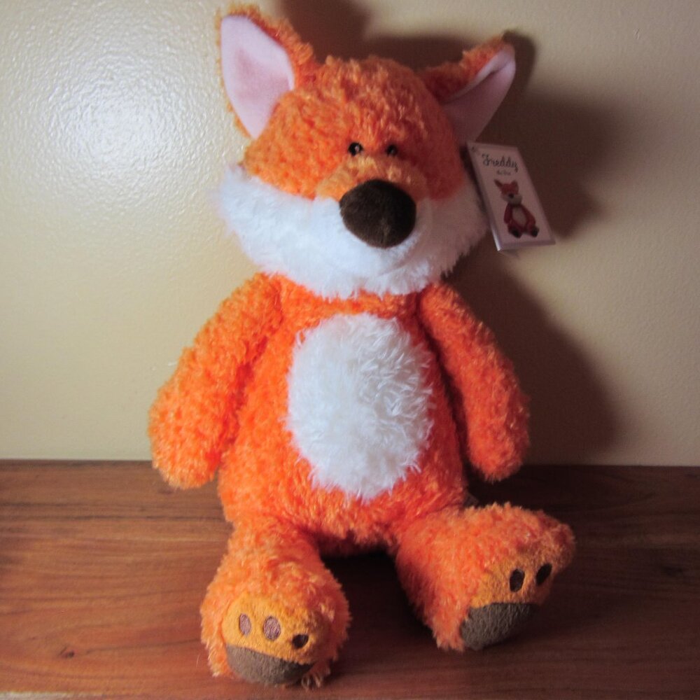 SALE* plush Aurora Freddy the Fox NWT discontinued (W5047)